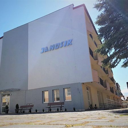 O.W.W Janosik Hotel Ustronie Morskie Kültér fotó